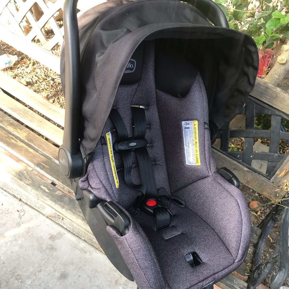 Even Flo infant car seat